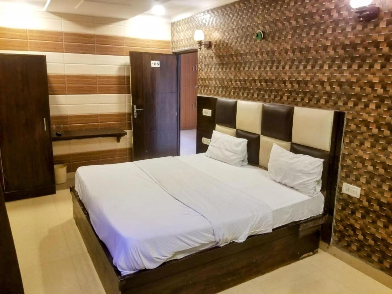 Townhouse 03 Hotel Agra  Buitenkant foto